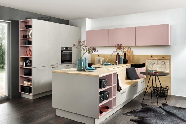 Contatti 8 Contatti manhattan uni